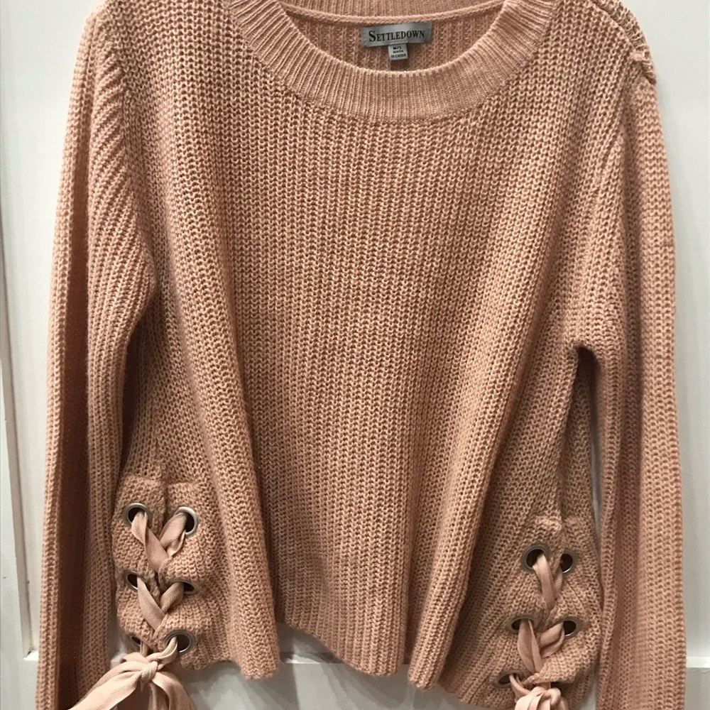 Ladies blush pink, mauve, sweater size med/lg